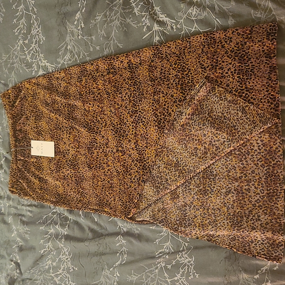 NEW unworn Wayf midi leaopard/cheetah print skirt - Picture 3 of 5